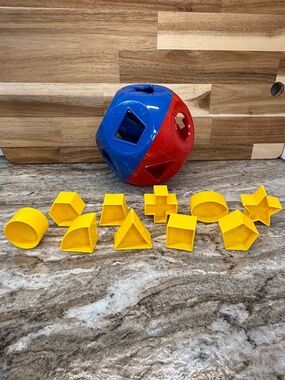 Vintage Tupperware Shape‑O Toy Shape Sorter Ball 🔵 Complete w/ 10 Shapes